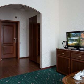 Гостиница Hotel Tula Тула Стандарт трёхместный+диван-1