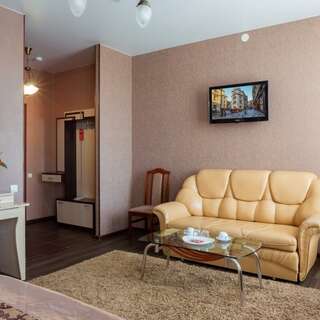 Гостиница Hotel Tula Тула Стандарт трёхместный+диван-6