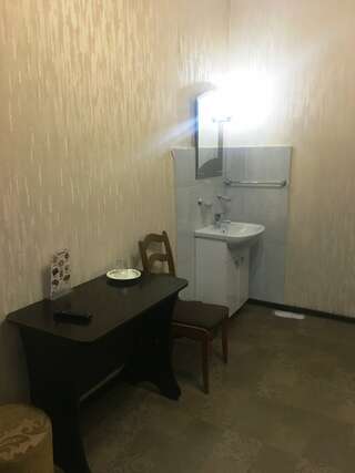 Гостиница Hotel Tula Тула Эконом (удобства на этаже)-3